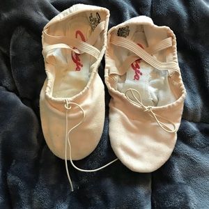 Ballet slippers